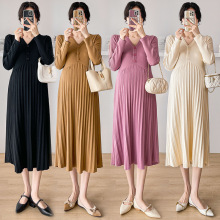 实价孕妇2024秋冬新款V领宽松大码打底毛衣裙过膝长款百褶针织连