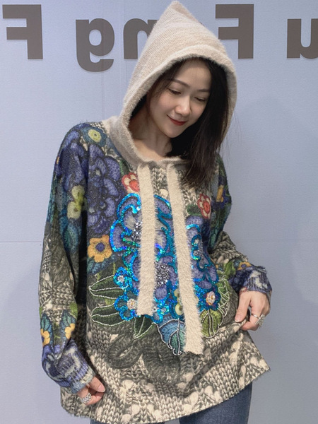 Capacious winter waterproof sweater