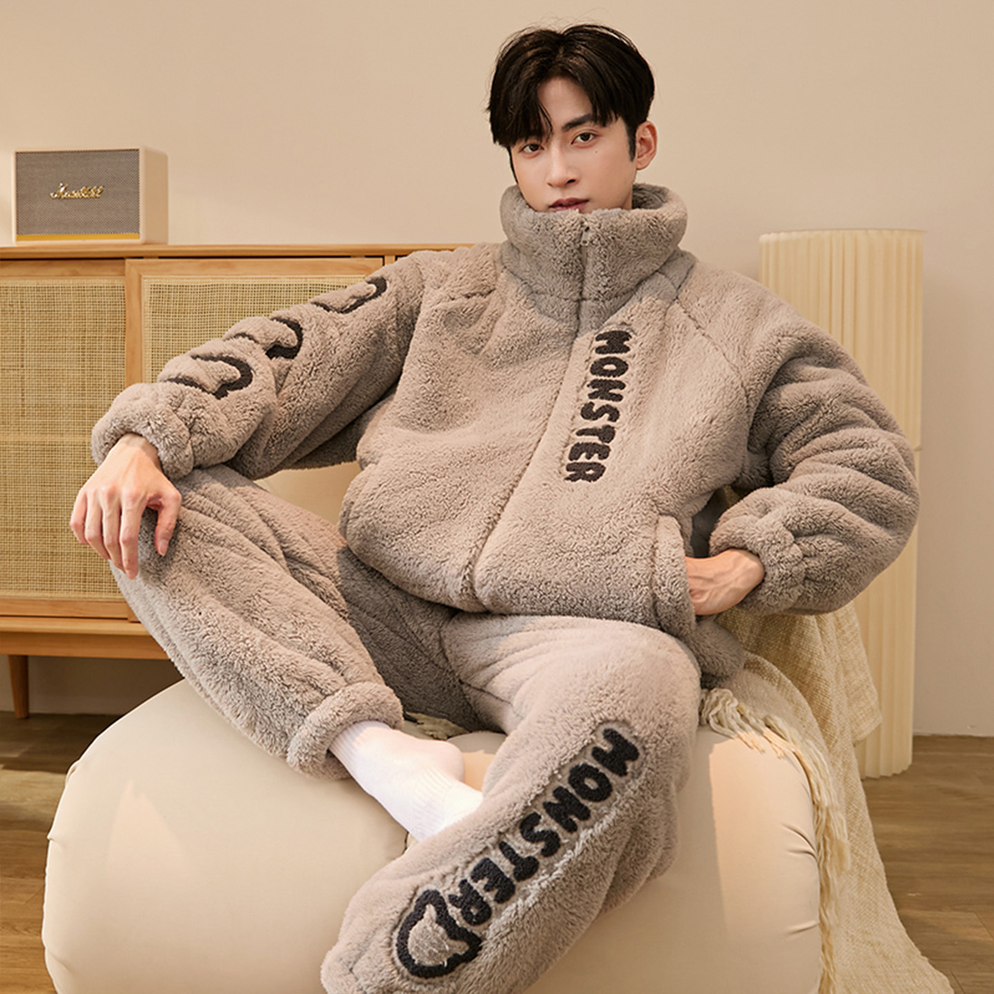 Coral Velvet Pajamas Men's Winter Thickeneded Fleece-Lined 2025 New Youth Large Size Autumn and Winter Home Clothes for Boys