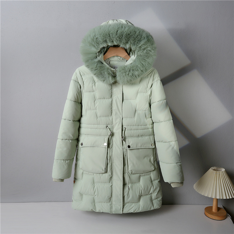 Ropa de algodón para mujeres de invierno largo nuevo cuello de cabello grueso con capuzas de moda de algodón delgada amiga de la moda de abrigo de algodón