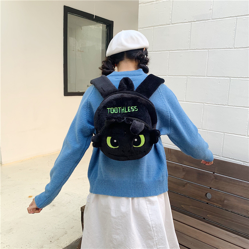 跨境新品驯龙高手学生书包卡通无牙仔怪兽毛绒可爱男女毛绒双肩包