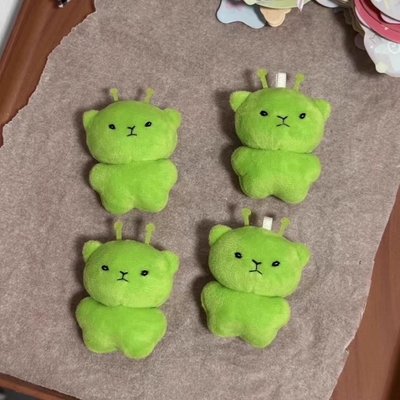 Cartoon green plush pendant