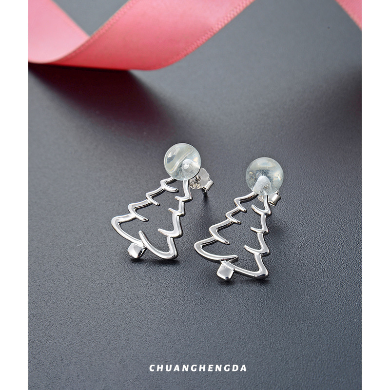 925 plata esterlina árbol de Navidad pendientes mujeres europeas y americanas ins viento hueco de Navidad nuevos pendientes de diseño simple pendientes al por mayor
