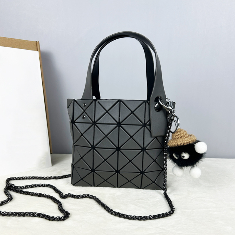 日本同款mini小方盒大方盒几何菱格包2023新款迷你手提包托特女包