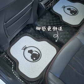 座垫、座套;头枕;车用纸巾盒