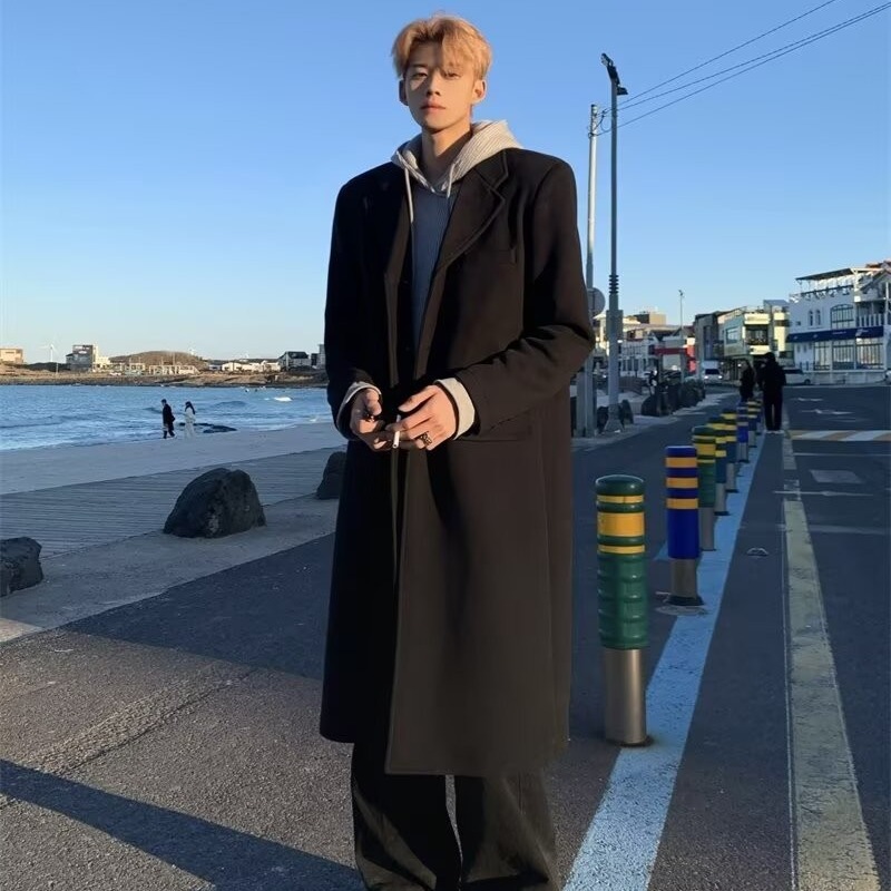 중간 길이의 모직 코트 남자 가을과 겨울 러시아 체스터 모직 코트 2024 새로운 블랙 빈티지 코트