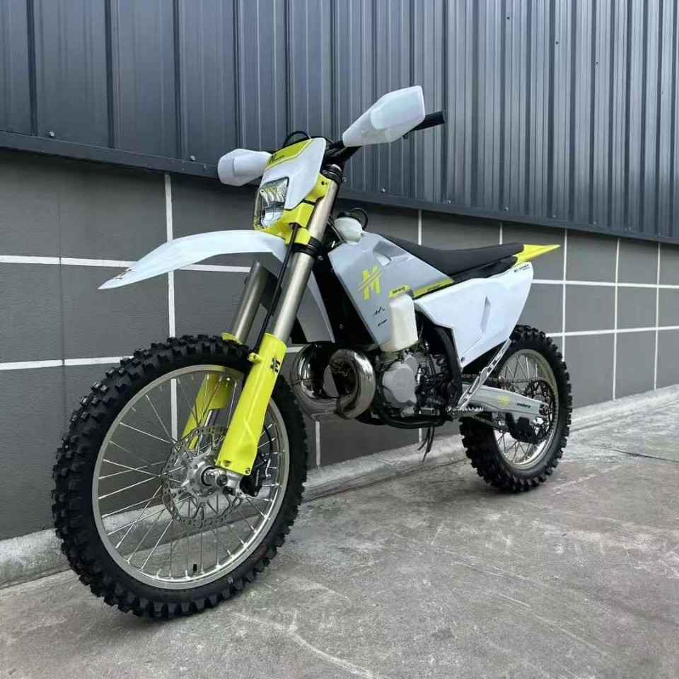 MIURA Miura E300 two-stroke off-road motorcycle mountain off-road…