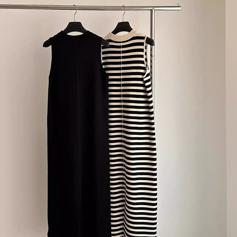 Knitted Dress Contrast Color Striped Knitted Sleeveless Vest Dress Women's Summer Loose High Waist Straight Dress Vintage Knitted Dress Contrast Color Striped Knitted Sleeveless Vest Dress Women's Summer Loose High Waist Straight Dress Vintage
