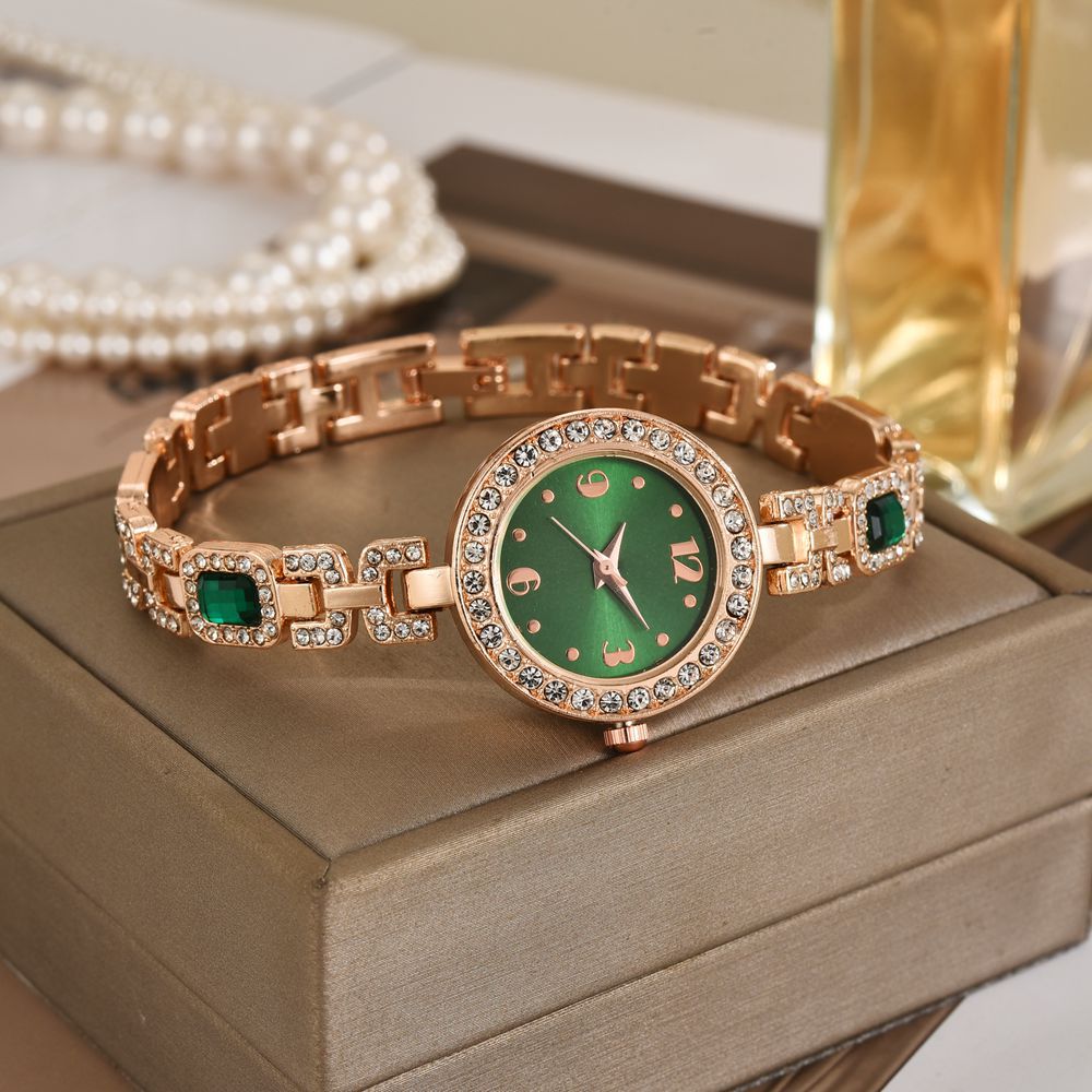 Nuevo estilo estudiante estilo coreano temperamento pequeño redondo brazalete de diamantes temperamento de moda pulsera pequeña reloj digital para mujer