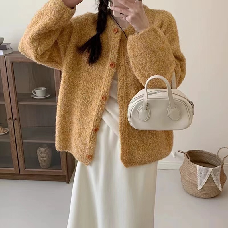 Loop Yarn Niche Design Knitwear Cardigan Top Women's Autumn and Winter New Lazy Style Antique Sweater Coat Loop Yarn Niche Design Knitwear Cardigan Top Women's Autumn and Winter New Lazy Style Antique Sweater Coat