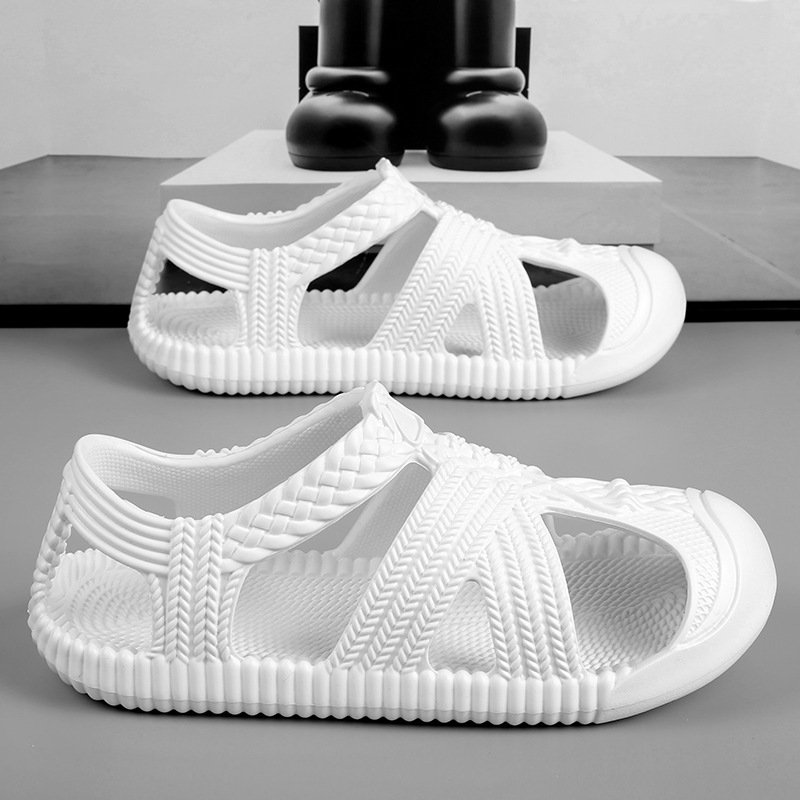 Nuevos zapatos de paja retro de verano para hombres con suela suave zapatos de playa transpirables y ligeros sandalias de caña casuales antideslizantes zapatos de hombre