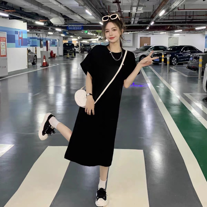 검은색
