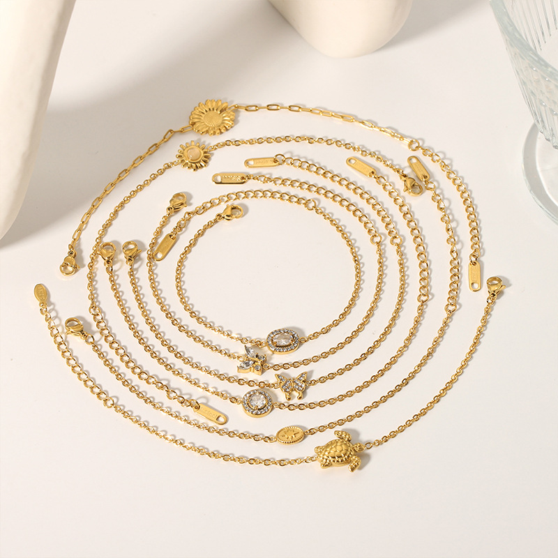 5g Weight 0.03µm-0.05µm Gold Plating Thickness PVD Coated Gold Plating Process 18K Gold Plated Plating Material PVD Coated Real Gold Plated 18K Gold Flower Butterfly Fish 304 Stainless Steel Elegant Waterproof Non Tarnish 304 Stainless Steel Bracelets