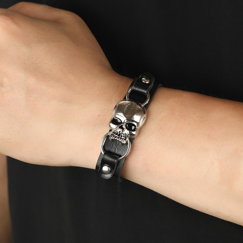 wholesale jewelry punk style skull wide leather bracelet nihaojewelry