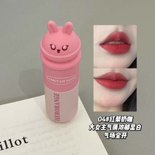 �������F���Ե�͆���z�q�֊y���׵�ɫ��Ȼ�־��@�����ɫ�ڼt