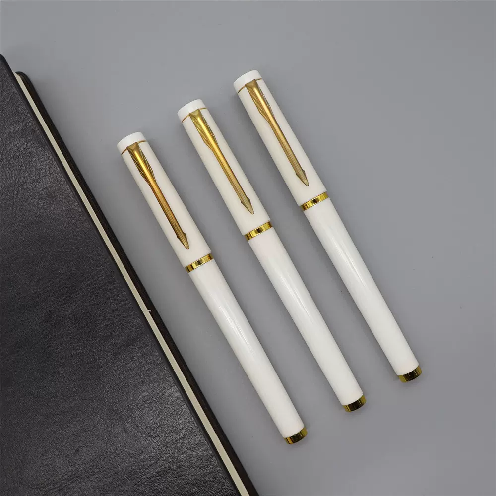 白色商务签字笔 金色高档金属感中性笔 小单定 制笔logo现货pen