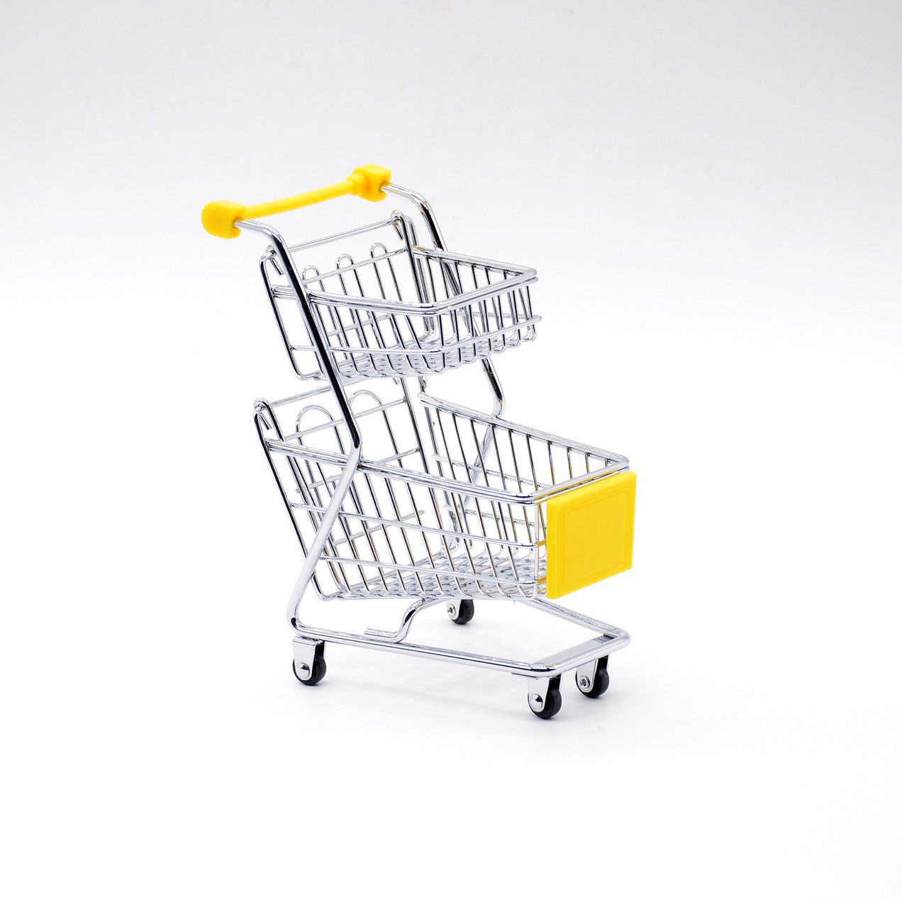 Suministro directo de fábrica mini carrito de compras creativo comercio exterior exportación al por mayor carro de hierro de doble capa Tiancheng hardware