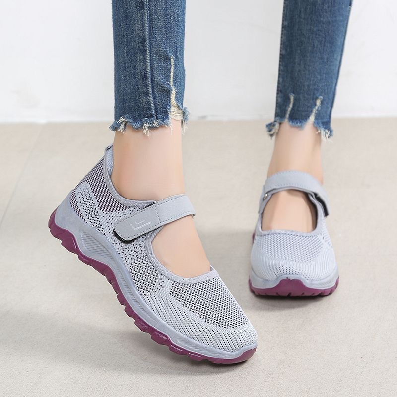 Non-slip sneakers for walking