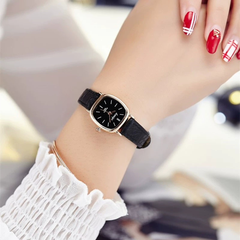 Watch Kasiqi Small Square Quartz, leather-style strap, 2.2 cm dial
