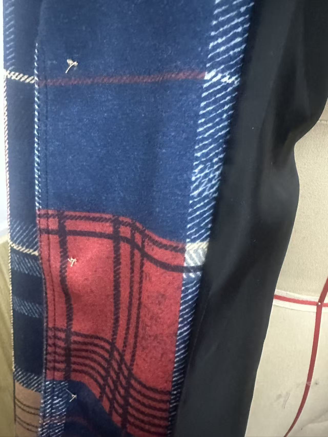 Vintage geruite damesjas met knopen en opstaande kraag_voghion.com