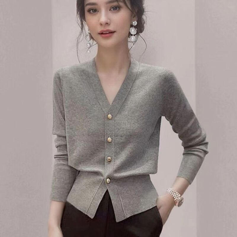 plus size Black Fine Flash Chanel Style V-neck Sweater Women's 2024 Autumn and Winter New Slim Base Cardigan Top Trendy