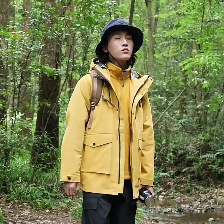 2025 Classy Outdoor Jacket Men's Two-Piece Three-In-One Detachable Team Uniform Women's Windproof and Waterproof Mountaineering Suit