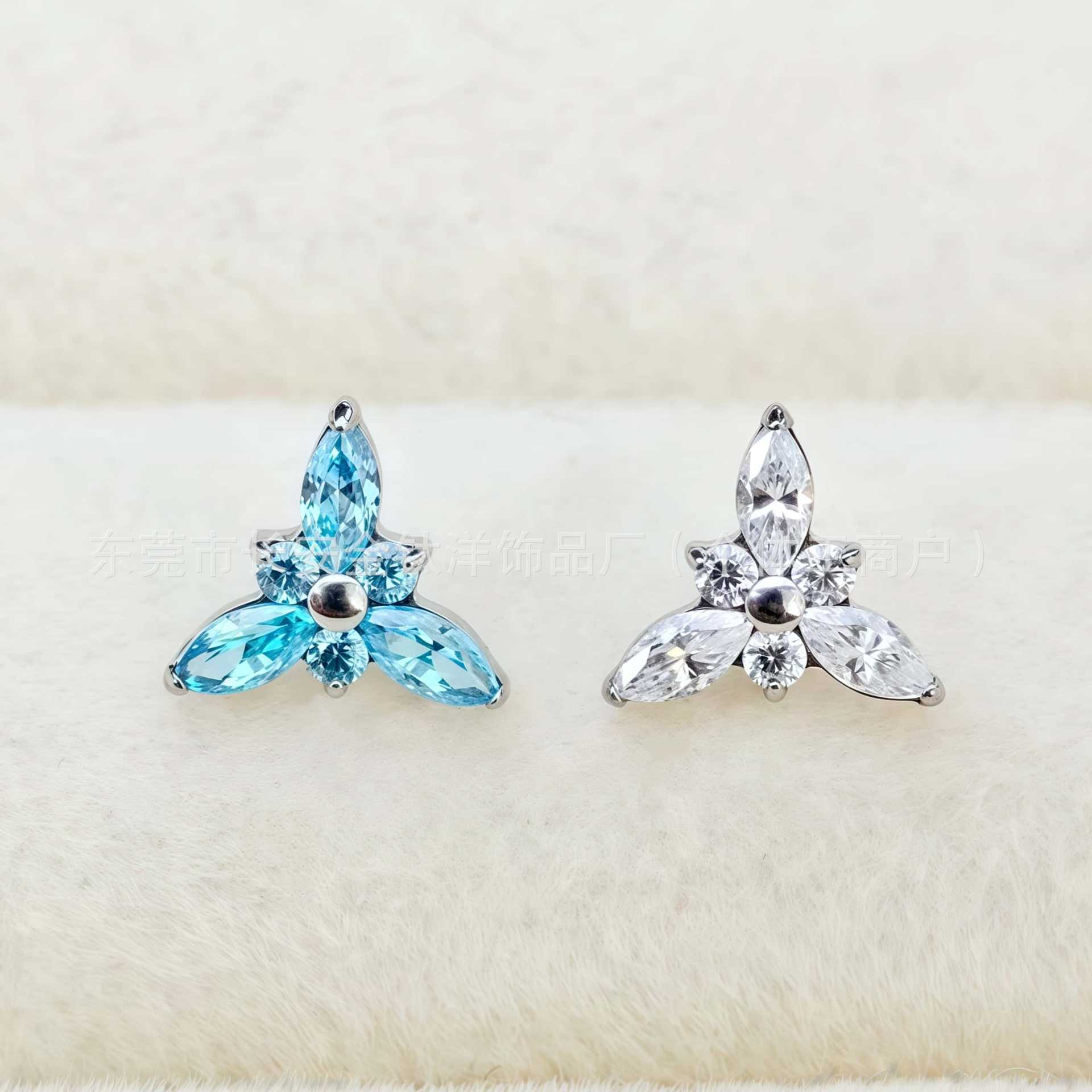 F136 Titanium Internal Thread Full Diamond Triangular Zircon Lip Stud Ear Stud Ear Bone Stud G23 Titanium Alloy Body Piercing Jewelry detail image 4