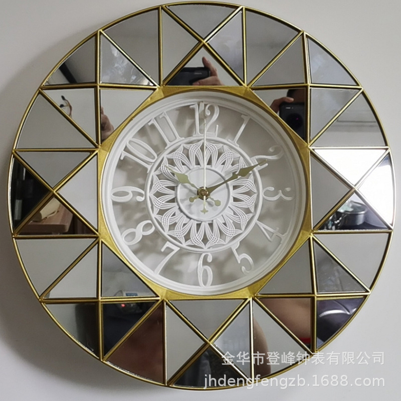 Reloj de pared de moda simple reloj de cuarzo decorativo creativo reloj de cuarzo 3D reloj de pared de plástico al por mayor relojes fabricantes