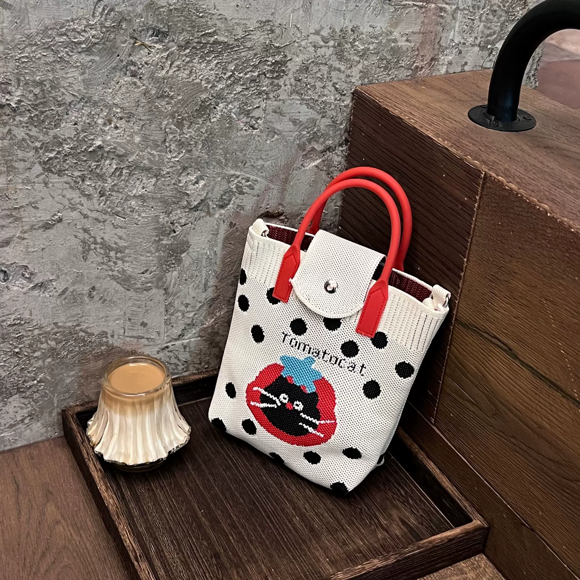 2025大容量新款ins斜跨单肩包外出手机包妈咪包便携手拎包饺子包