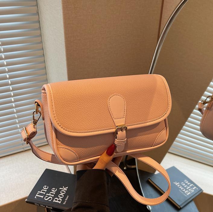 Tendencia de comercio exterior simple bolso cuadrado para mujeres 2025 nuevo bolso de brazo de nicho universal bolso de hombro de moda casual