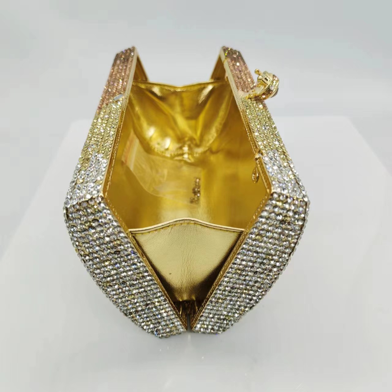 Rhinestone bolsa de embrague de lujo ligera mano de diamantes bolsa de cena de diamantes dorados graduados bolsos de mano de mujer