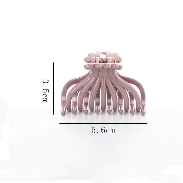 Fashionable plastic hair accessory