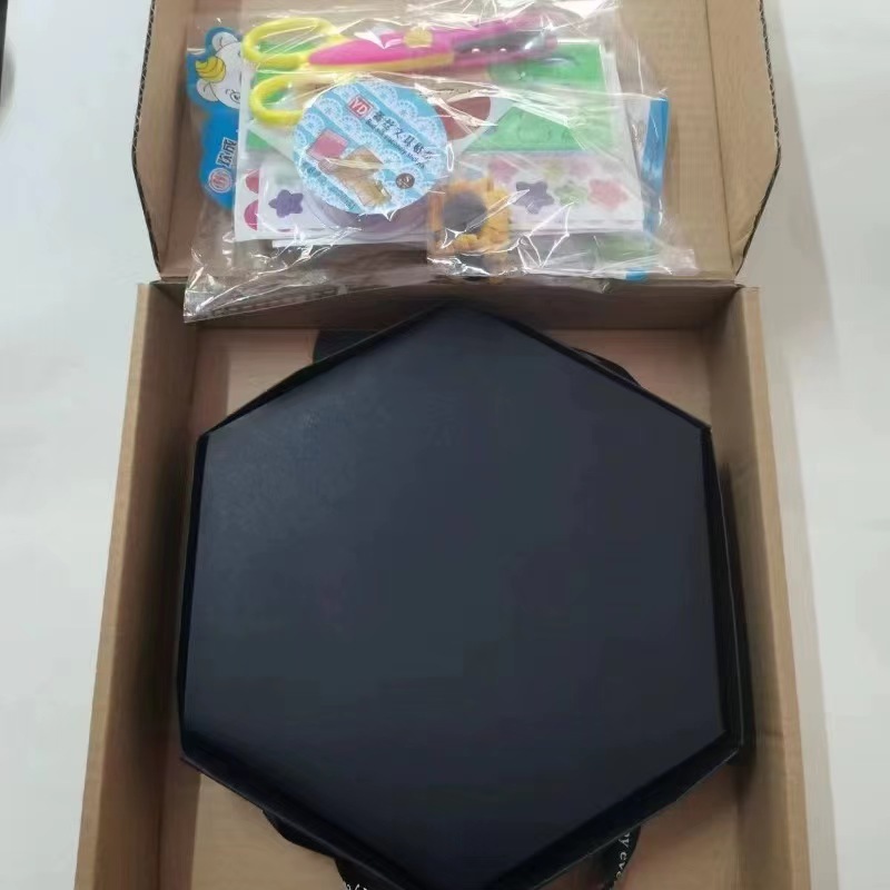 Caja de explosión hexagonal Caja de regalo de cumpleaños creativa Diy álbum de fotos hecho a mano Caja sorpresa Regalo de San Valentín transfronterizo