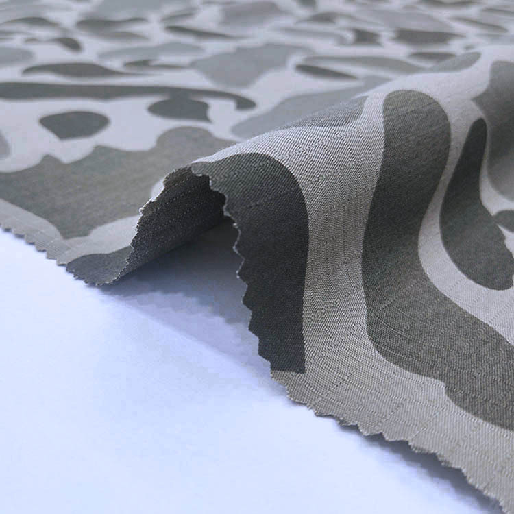 TC 65 / 35 mezcla de tela de camuflaje de impresión de chaqueta activa resistente al desgarro
