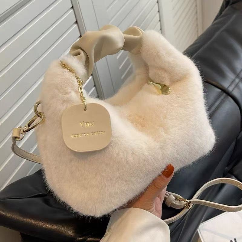 Plush bag for women, fashionable and versatile crossbody bag, large-capacity women's handbag, suitable for work and commuting, shoulder bag, plush bag Plush bag for women, fashionable and versatile crossbody bag, large-capacity women's handbag, suitable for work and commuting, shoulder bag, plush bag