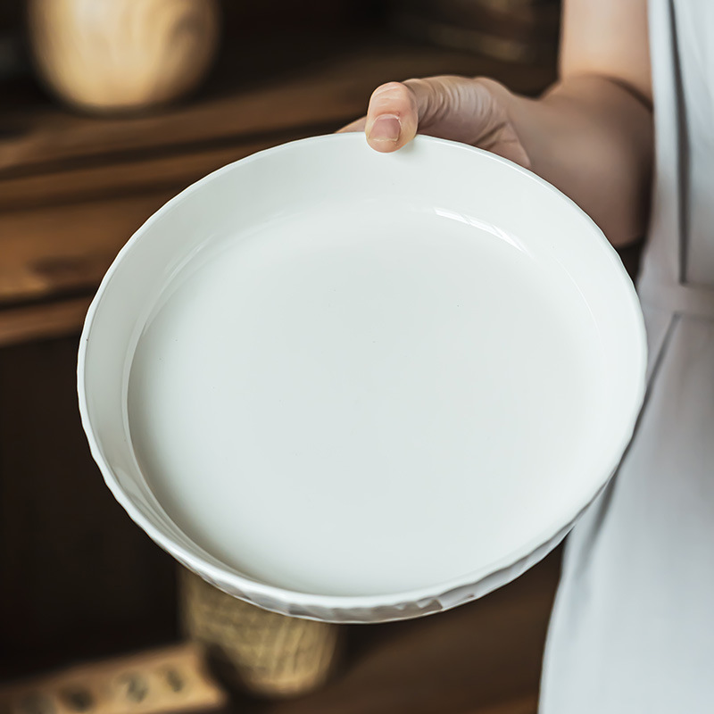 Plato de cerámica simple y práctico para el hogar plato bonito y versátil plato de filete de comida occidental plato de cubierta al por mayor