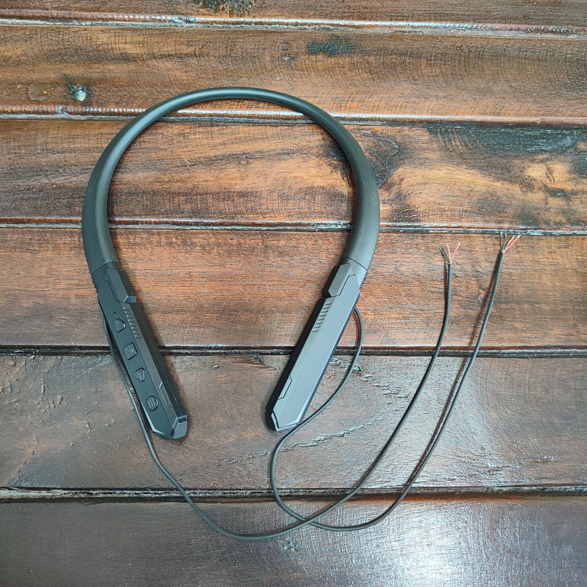 DIY-EQ-Einstellung mit Atemlicht TF-Kartenpuffer hängender Nacken Bluetooth drahtloser Stereo-Kopfhörer Zubehör Halbfertigprodukt