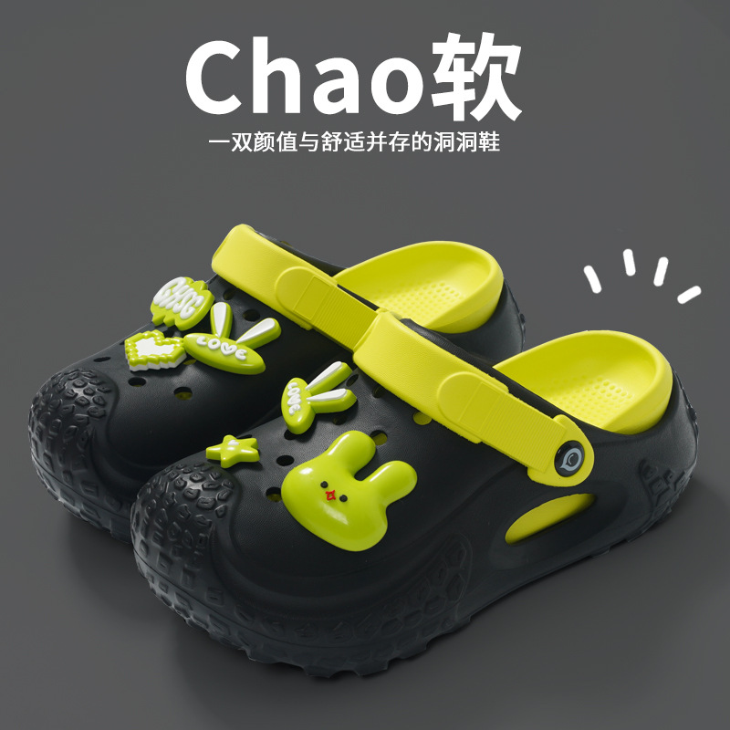 2025 nuevos zapatos con agujeros para mujer, ropa exterior de verano, sandalias y zapatillas de Baotou de suela blanda, sandalias antideslizantes de alta desodorización de suela gruesa