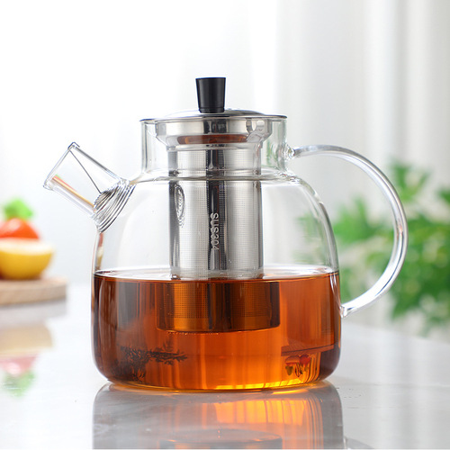 Glass Cold Water Kettle Set: Fire-Heatable, Large-Capacity, Filtered, Thickened Design—Perfect for Cold Water, Juices, or Tea-Making, Complete with a Bamboo Lid