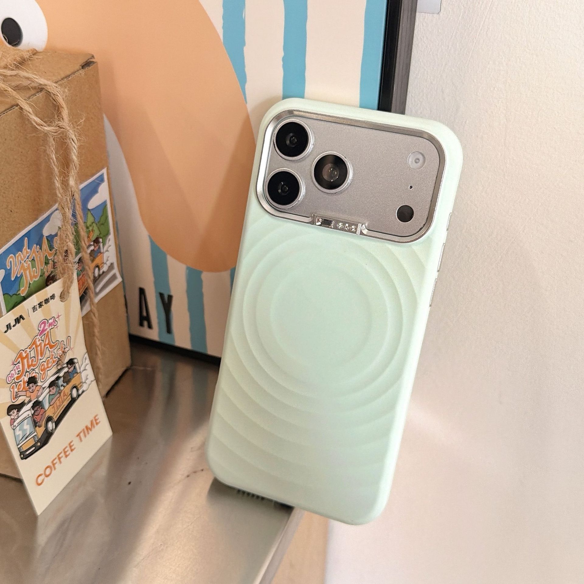 闪钻波漾磁吸适用iPhone18promax手机壳独立五金镜头框苹果17保护