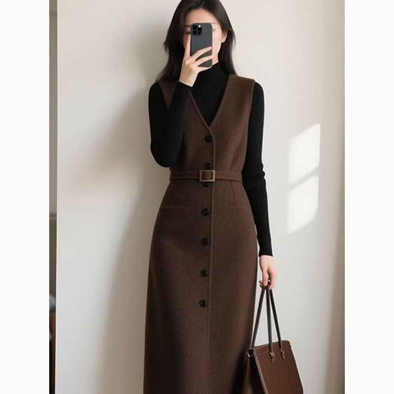 Stylish and Elegant Sleeveless Vest Dress, New Spring and Autumn Mid-Length Slim-Fit Dress That Hides the Figure, New Arrival