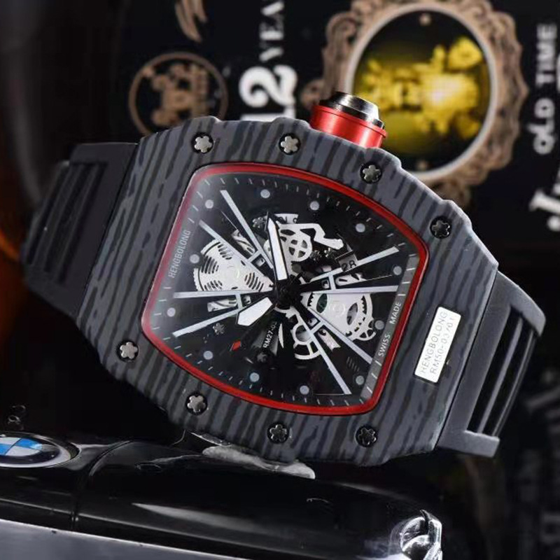 2023 neue hohle Geisterkopf-Quarzuhr, modische tonnenförmige Holzmaserung, Herrenuhr mit Kalenderuhr_voghion.com