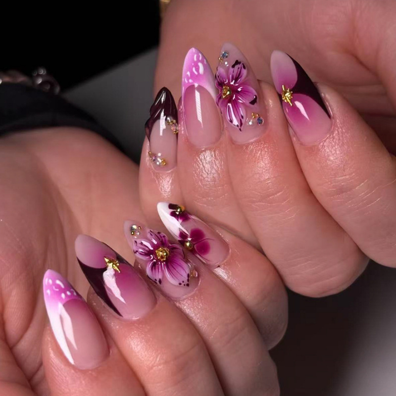 3D Three-Dimensional Floral French-Style Black Short Almond-Shaped Nails, Light Luxury High-End Dazzling Nail Tips, Fake Nails 3D Three-Dimensional Floral French-Style Black Short Almond-Shaped Nails, Light Luxury High-End Dazzling Nail Tips, Fake Nails