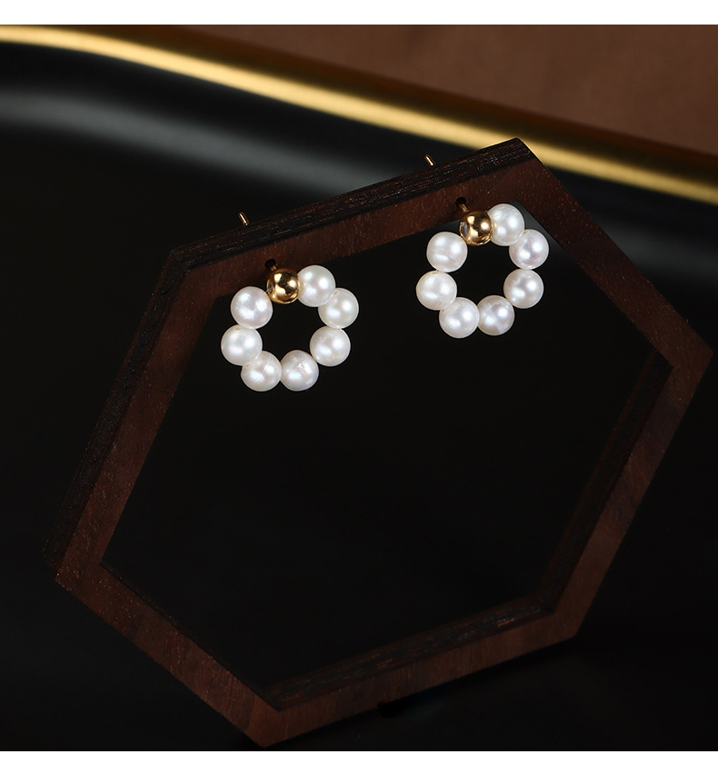 11g Weight 925 Sterling Silver Ear Needle Material Freshwater Pearl, Pearl Inlay Material Earrings, Ear Studs Classification 1 Pair Quantity Holiday, Daily Occasion 925 Sterling Silver, Freshwater Pearl, Copper Material Geometric, Circle, Flower Pattern Women's Gender Inlay Design Simple Style Style 1 Pair 925 Sterling Silver Freshwater Pearl Copper Freshwater Pearl Pearl Freshwater Pearl Earrings Geometric Circle Flower Earrings Ear Studs 6