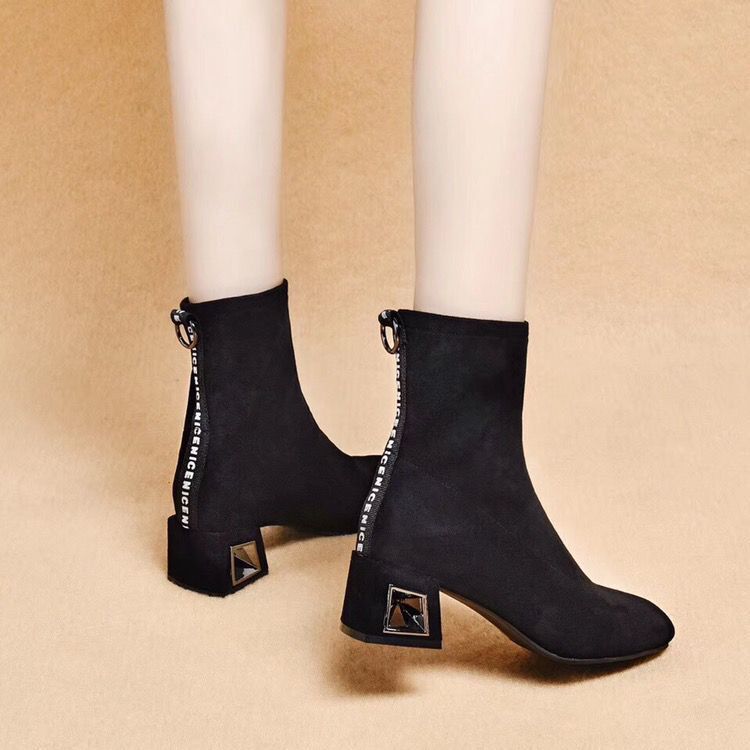 New Slim Boots, New Autumn and Winter Style, Fleece-Lined Short Boots for Women, Spring and Autumn Style Single Boots, Mid-Heel Versatile Chunky Heel New Sock Boots New Slim Boots, New Autumn and Winter Style, Fleece-Lined Short Boots for Women, Spring and Autumn Style Single Boots, Mid-Heel Versatile Chunky Heel New Sock Boots