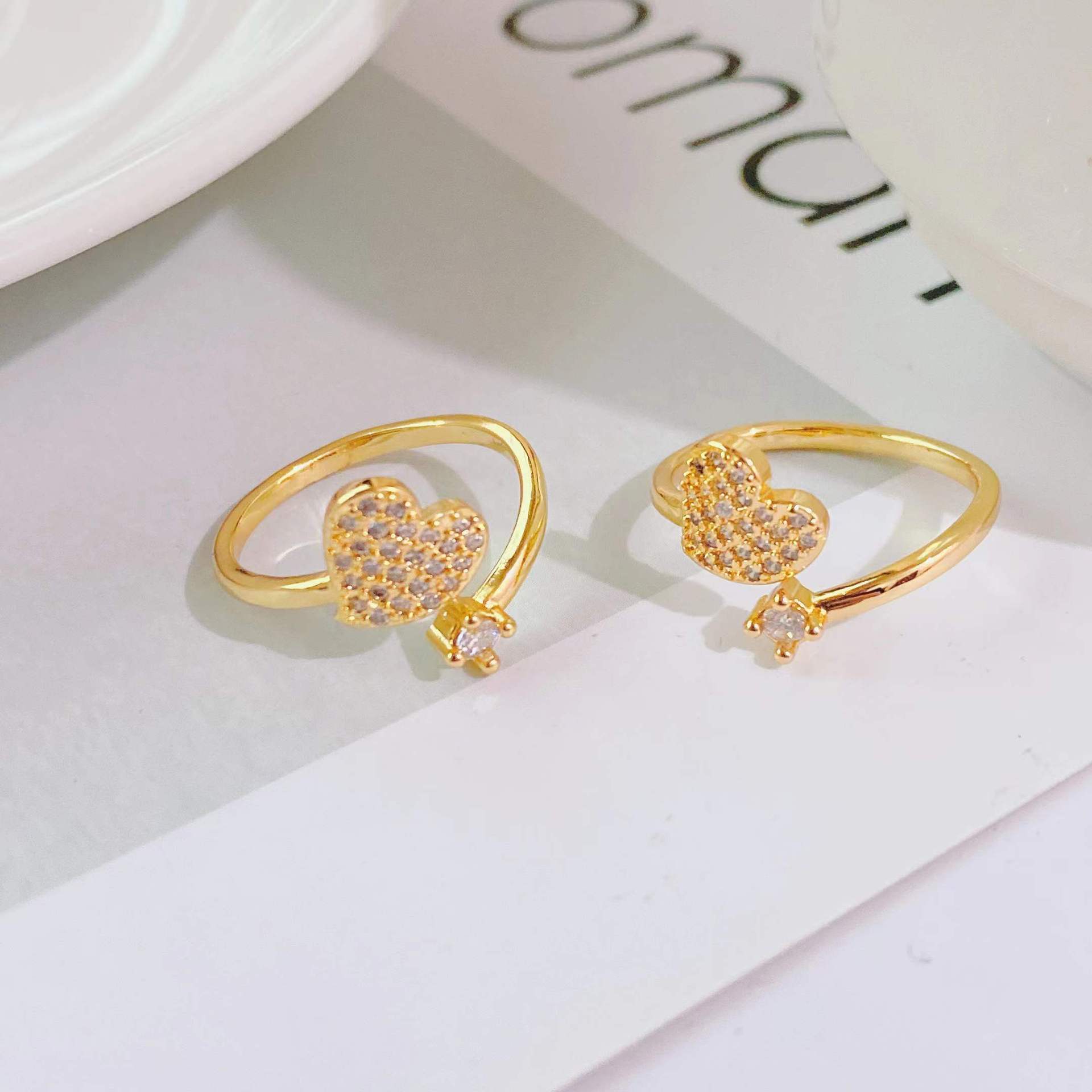 Light luxury heart-shaped diamond zircon ring Valentineu0027s day 18k gold plated ring