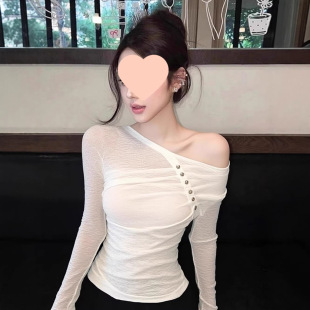 �nϵС����ײ�����؄e�°�ɫб��ȴ�T��Ů�޺ÿ����p������