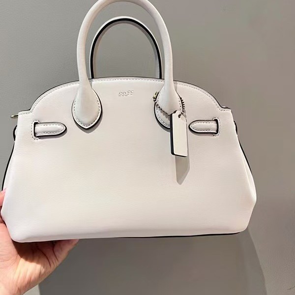 Kou C's 2025 新しい EMPIRE CARRYALL ポータブルボウリングバッグレトロ通勤ショルダークロスボディバッグ女性用