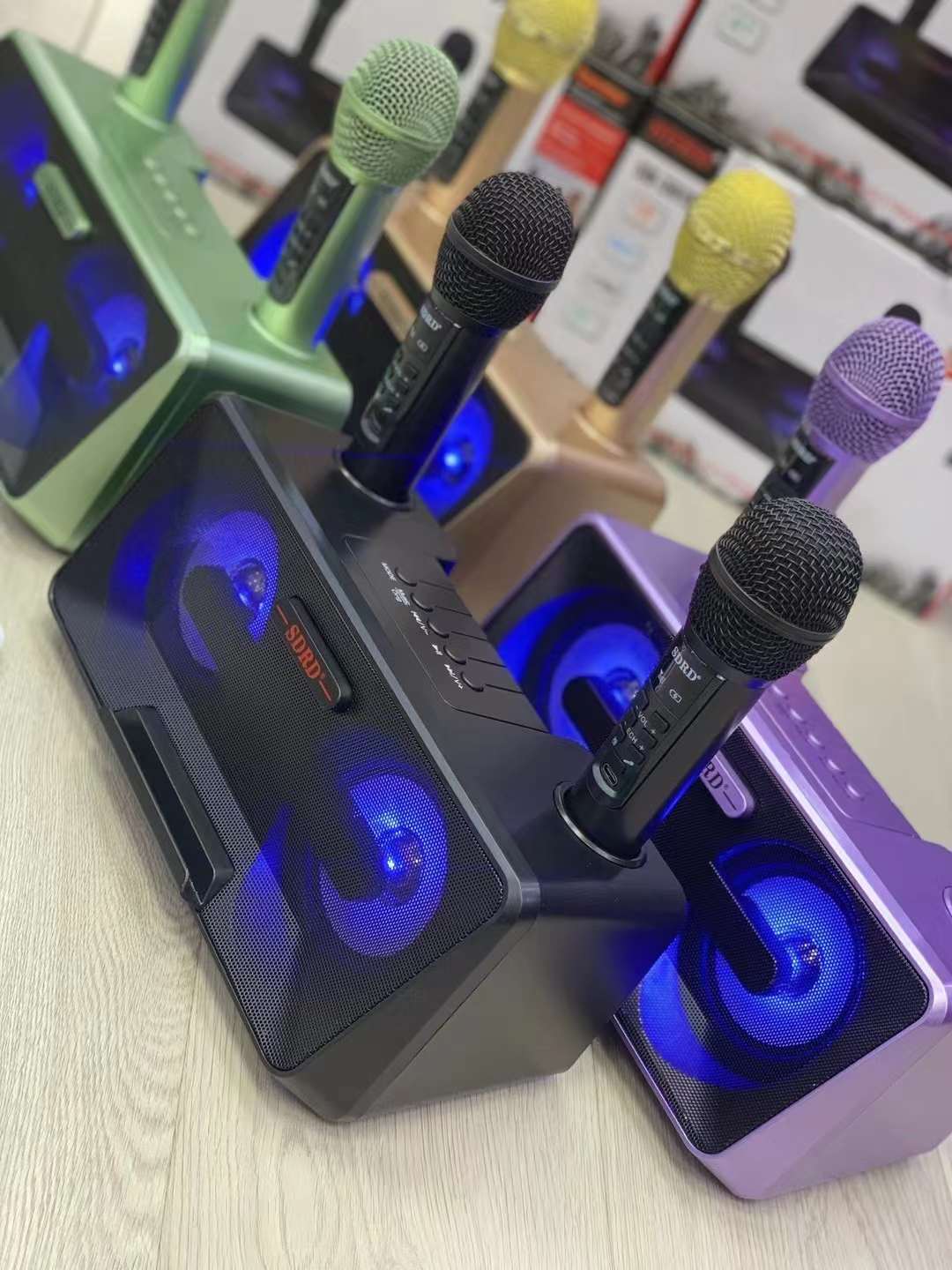 Cross-border SD301S Bluetooth Speaker Home Use, Portable Wireless Microphone, Integrated Audio System For Mobile Karaoke_voghion.com