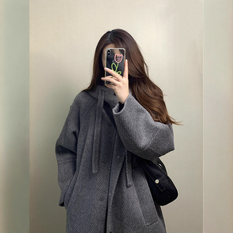 2026 Autumn and Winter New Style Woolen Coat for Petite Women, Hepburn Style, Korean Style, Elegant Gray Herringbone Woolen Coat for Women